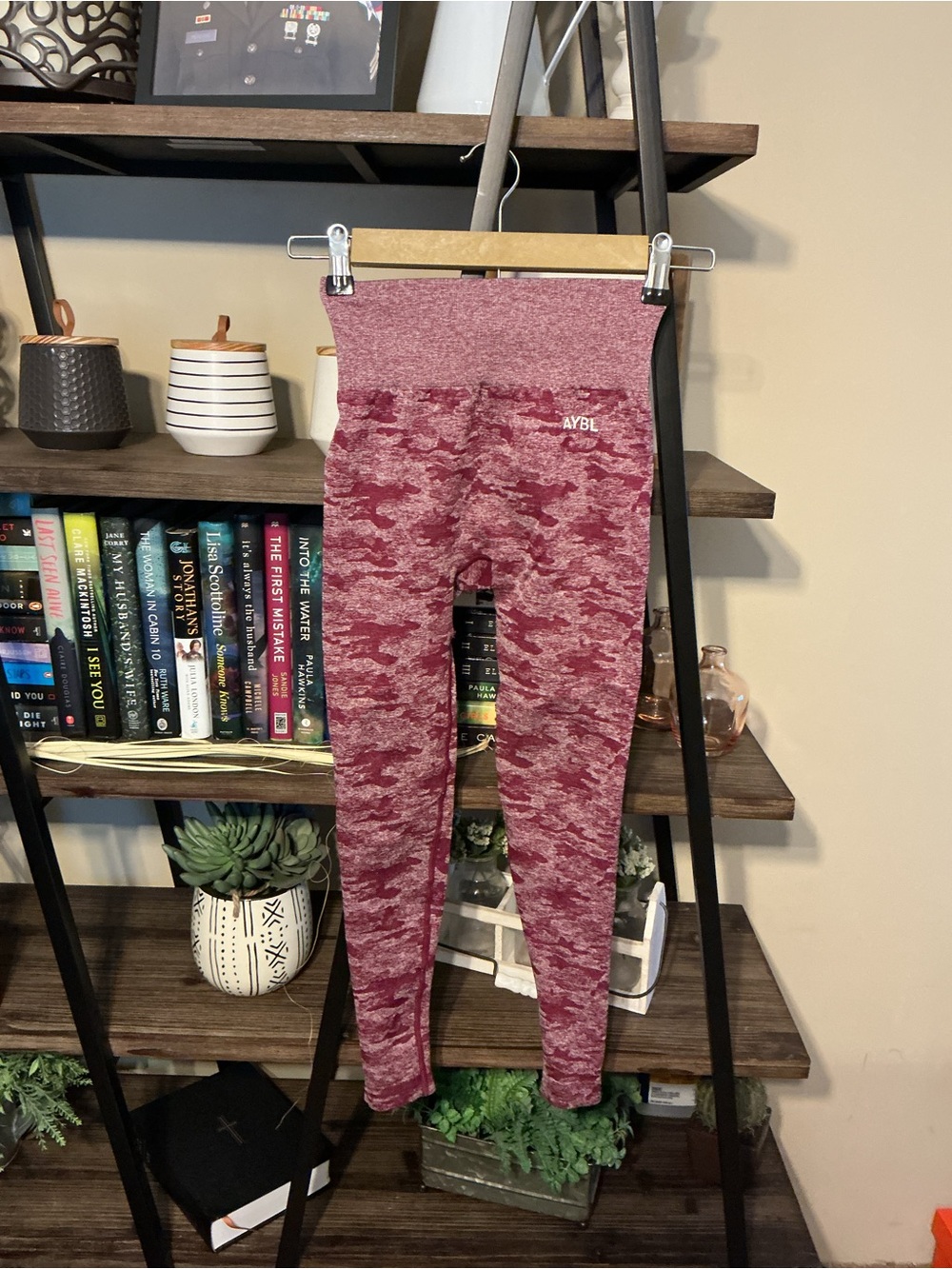 AYBL Burgundy Camo Leggings Size XS